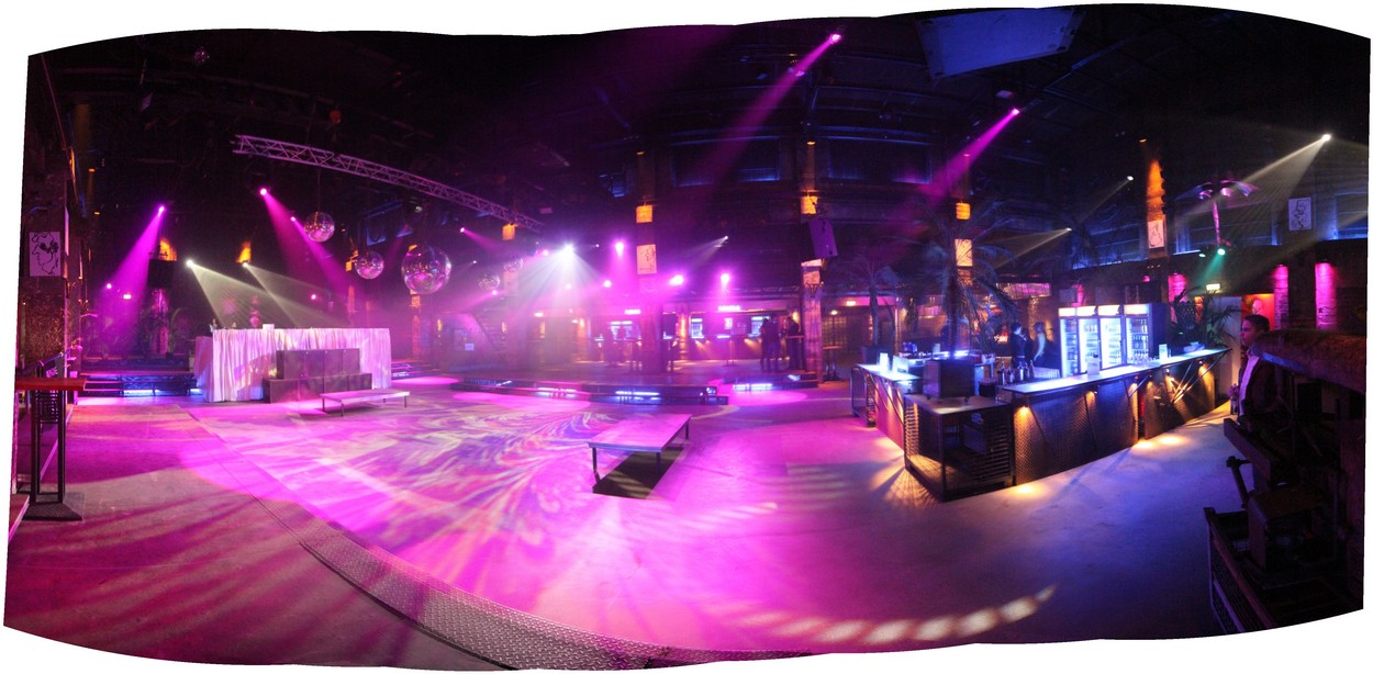 DIE HALLE Tor 2