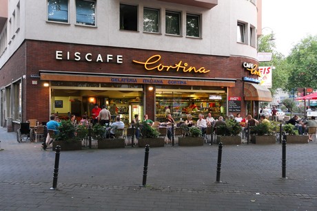 Cortina