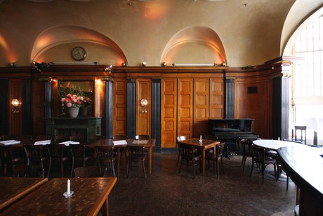 alter-wartesaal