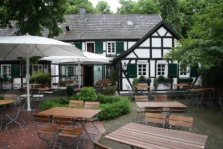 em-ahle-koberg