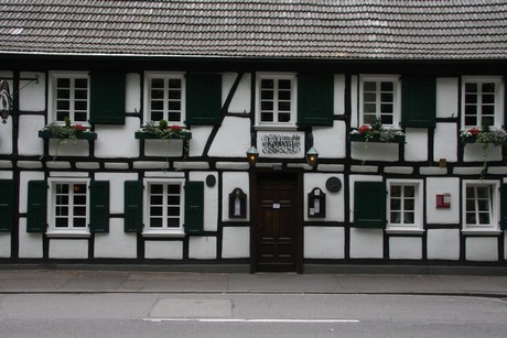 em-ahle-koberg