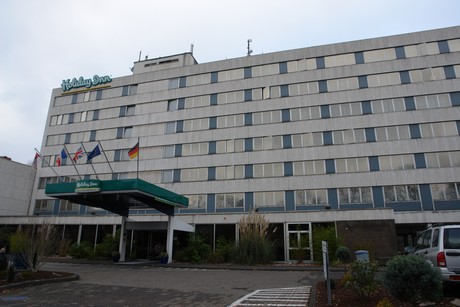 holiday-inn
