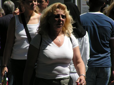 people-cologne