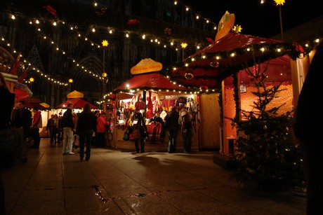weihnachtsmarkt-dom