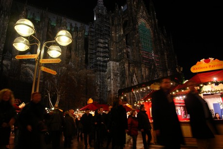 weihnachtsmarkt-dom