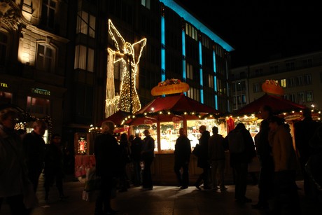 weihnachtsmarkt-dom