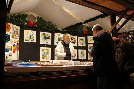 weihnachtsmarkt-neumarkt