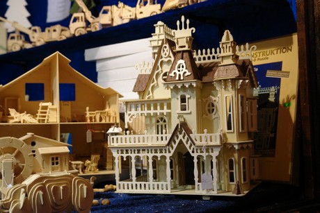 weihnachtsmarkt-neumarkt