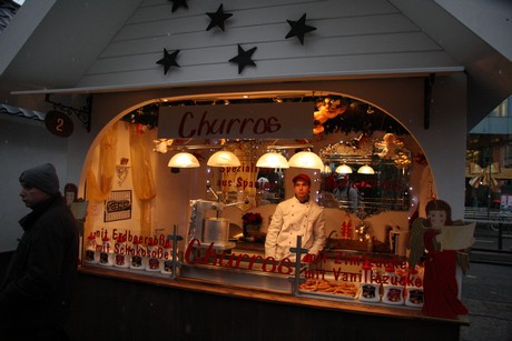 weihnachtsmarkt-neumarkt