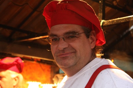 weihnachtsmarkt-neumarkt