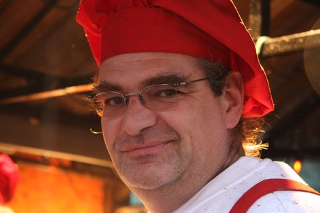 weihnachtsmarkt-neumarkt
