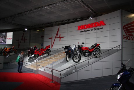 intermot