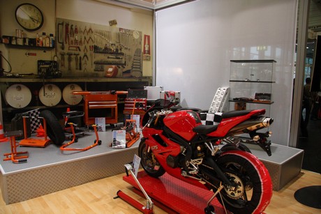 intermot