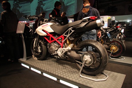 intermot