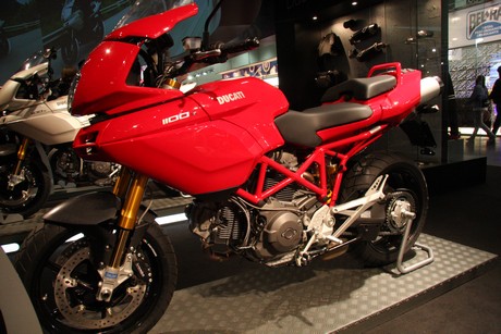 intermot