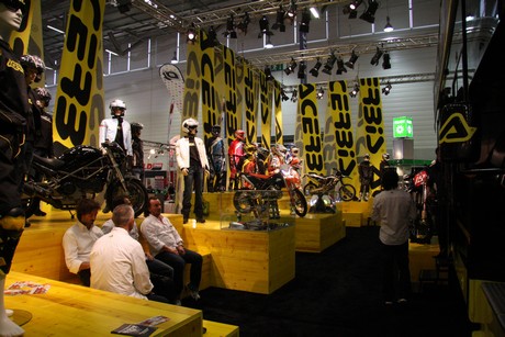 intermot