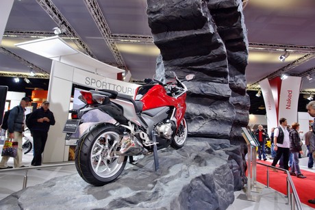 intermot