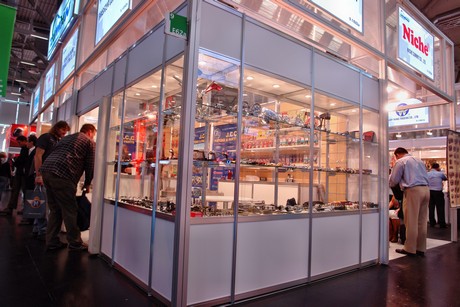 intermot