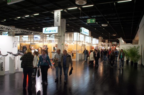 intermot