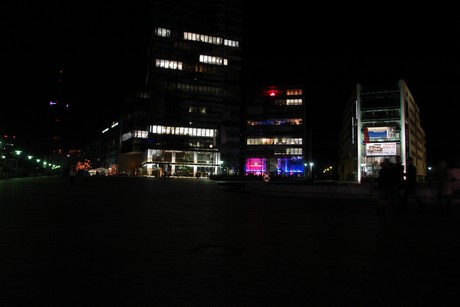 mediapark-bei-nacht