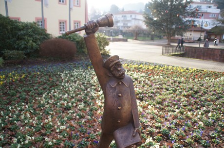 Bekanntmachungen