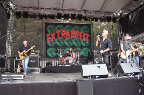 extrabreit