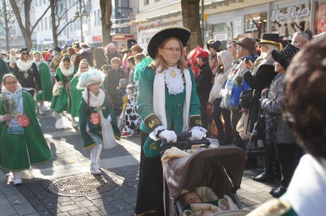 1-grosse-bruehler-karnevallsgesellschaft-treue-husaren