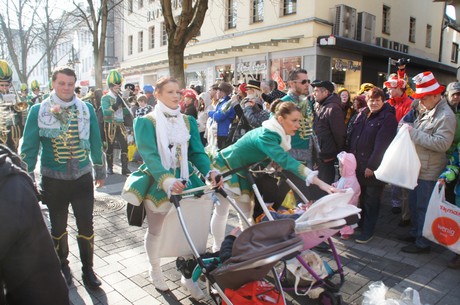 1-grosse-bruehler-karnevallsgesellschaft-treue-husaren