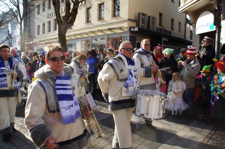 Musik-und-Showband-Weiss-Blau-Bruehl