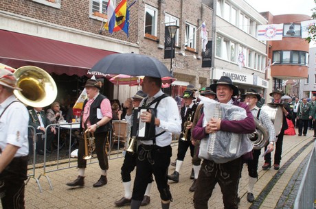 altboehmische-sjtroasemoesikante