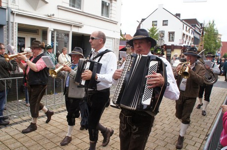 altboehmische-sjtroasemoesikante