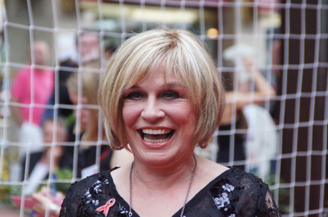 mary-roos