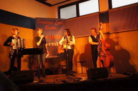 sandra-vanreys-trio