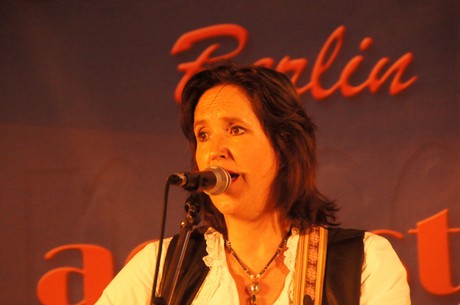 sandra-vanreys-trio