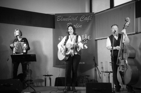 sandra-vanreys-trio