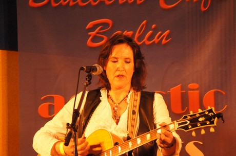 sandra-vanreys-trio