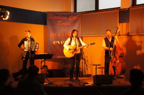 sandra-vanreys-trio