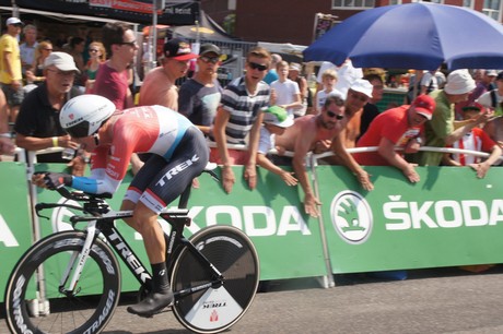 trek-factory-racing