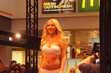 alina-gogel