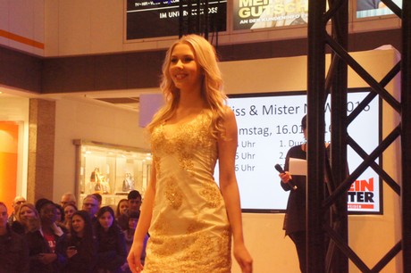 alina-gogel