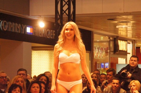 alina-gogel