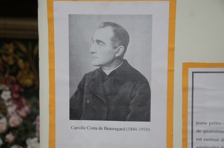 camilla-costa-de-beauregard