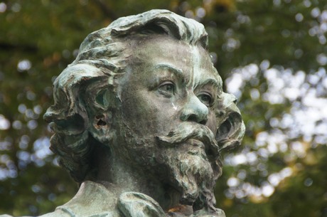 clovis-hugues