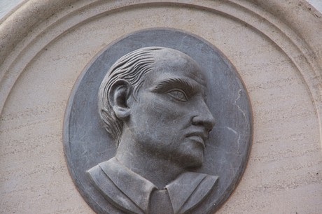 promi