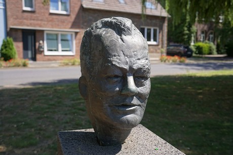 promi