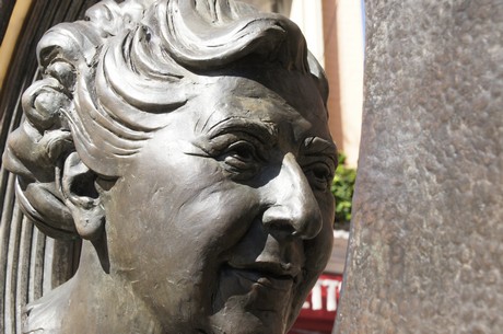 Agatha-Christie