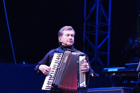 HopStopBanda