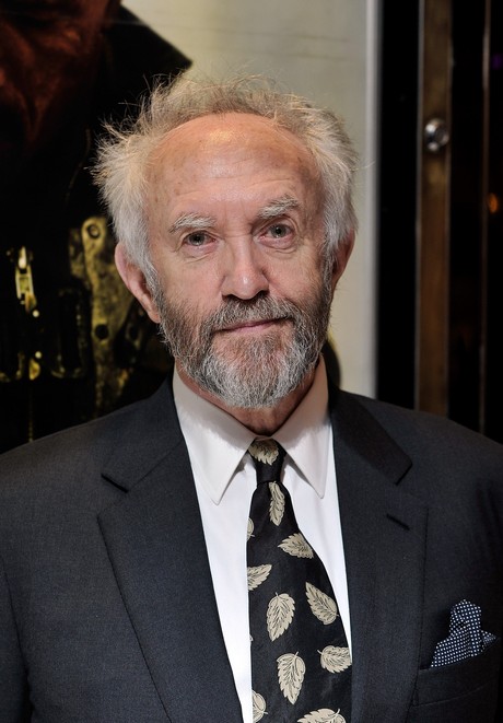 Jonathan-Pryce