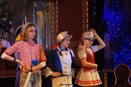 Kinderprinzen-KG-Huerther-Funken-Blau-Weiss-2015