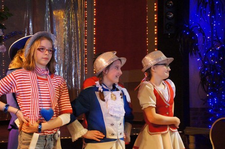 Kinderprinzen-KG-Huerther-Funken-Blau-Weiss-2015